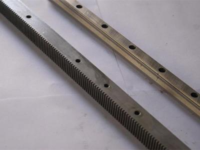Fresadora CNC de 16 ejes