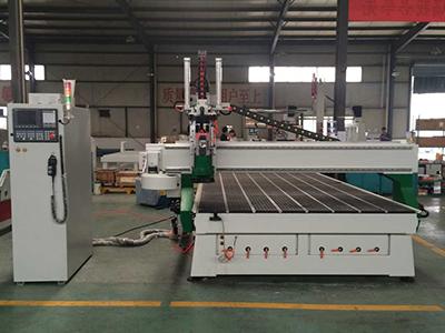 Fresadora CNC de 16 ejes
